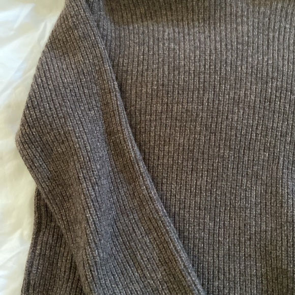 Banana Republic Chocolate Brown Sweater - Picture 3 of 5